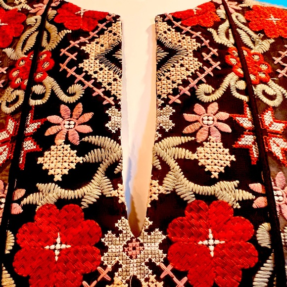 BCBG MAXMARA FLORAL DRESS - Picture 7 of 9